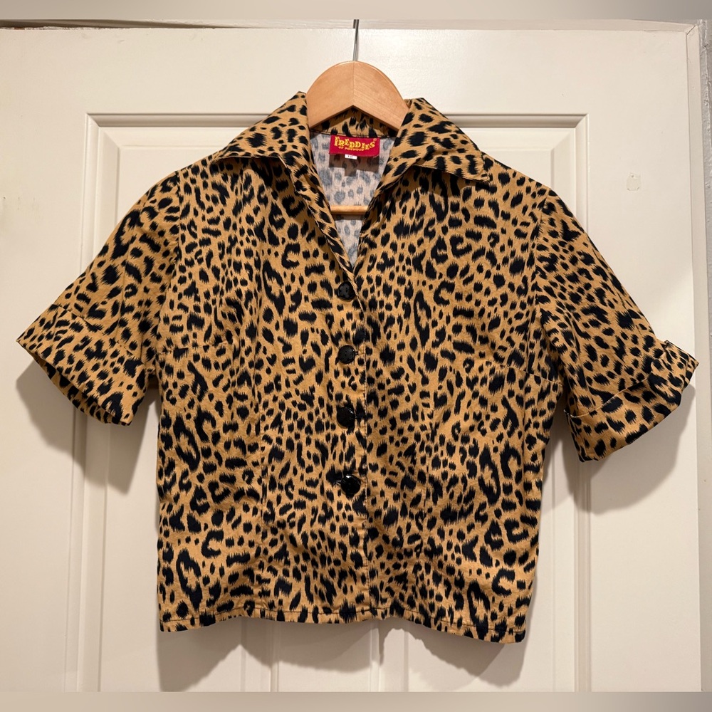 Freddie’s of Pinewood Leopard Top 1950s